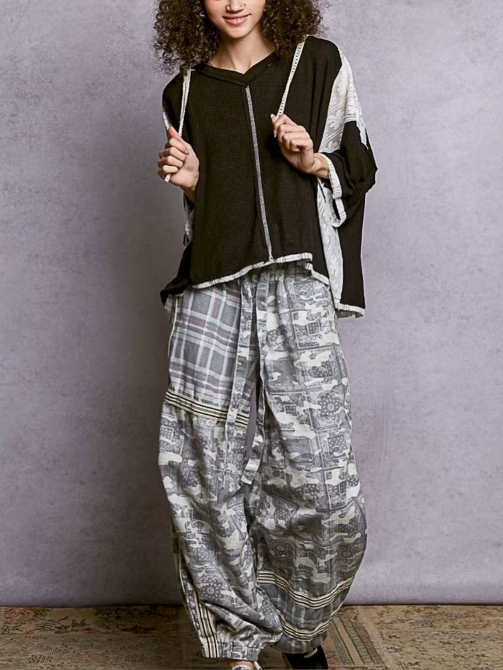 POL Black and White Oversized Pullover Hooded Top - Picture 4 of 4